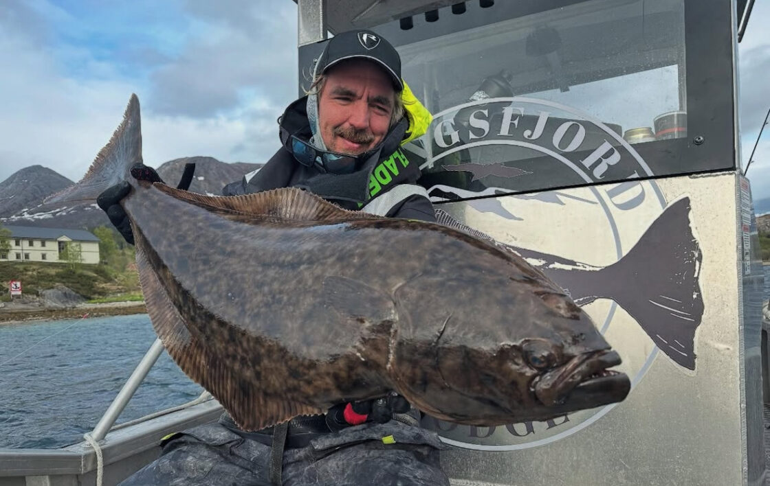 Stefan Seuss fishing Tjongsfjord Lodge